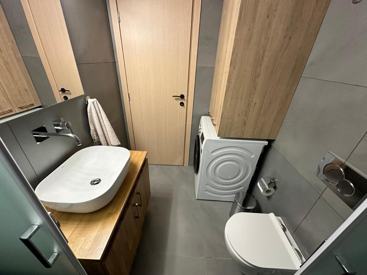 Vasilis Luxury Apartment Atenas Exterior foto